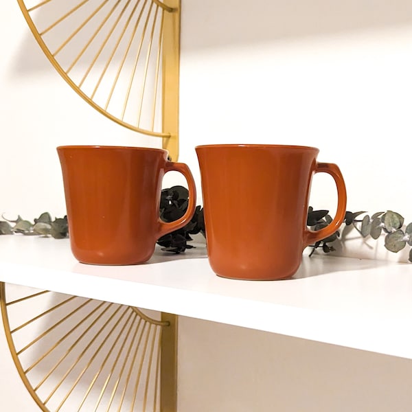 Pair of 2 Vintage Burnt Orange Mugs, Vintage Pyrex Mugs, Awesome Retro Brown Orange Color