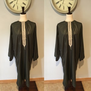 Vintage Green Black Satin Kaftan Dress Satin Kaftan Embroidered Kaftan Vintage Kaftan Dress Size Large to Extra Large