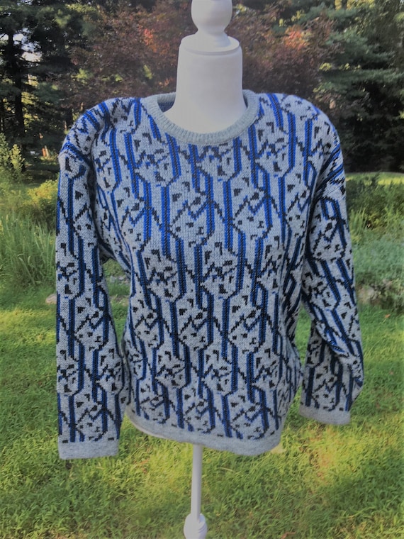 Stunning 80's Geometric Funky Sweater Gray Blue S… - image 1