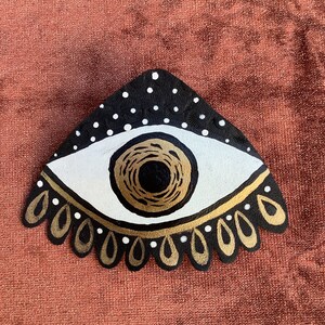 Golden Eye hair clip