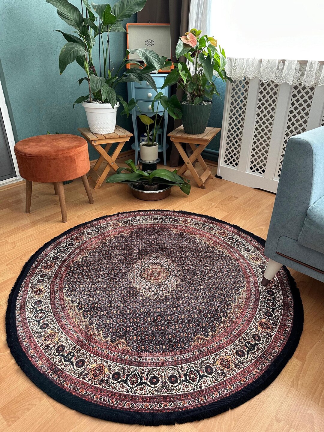 Round Persian Style Rug – Classic Oriental Medallion Carpet in Black ...