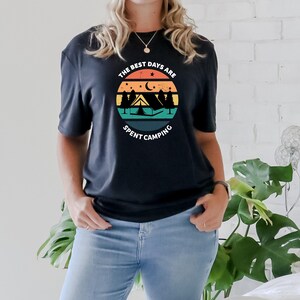 Camping Shirt, Camping Tshirt, Abenteuer Shirt, Natur Liebhaber Shirt, Wandern Shirt Outdoor Shirt Abenteuer erwartet Shirt gehen Camper Shirt wandern