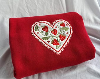 Strawberry Scallop Heart Valentine's Day Appliqué Sweatshirt - Women's Boxy Fit Embroidered Crewneck