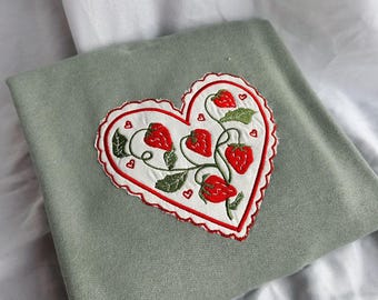 Strawberry Scallop Heart Valentine's Day Appliqué Sweatshirt - Women's Boxy Fit Embroidered Crewneck