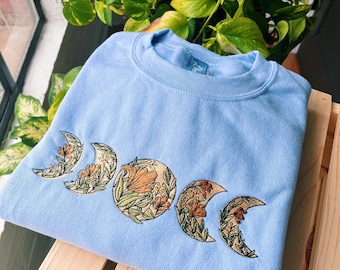 Light Blue Floral Moon Phase Crewneck - Unisex Embroidered Boho Fleece Pullover - Custom Crewneck - Embroidered Sweatshirt - Hippie Apparel