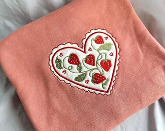 Strawberry Scallop Heart Valentine's Day Appliqué Sweatshirt - Women's Boxy Fit Embroidered Crewneck