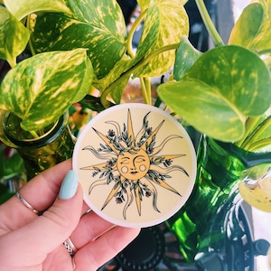 Floral Sun Sticker - Durable Water Resistant Vinyl Sticker - Foraging -  Laptop Waterbottle Sticker - Botanical - Plant