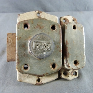 Large Vintage FOX iron lock with turning knob
