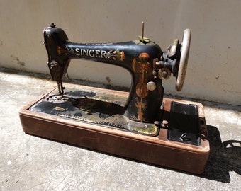 Máquina de coser portátil Singer Manual 66K Modelo 1921 Patrón de loto