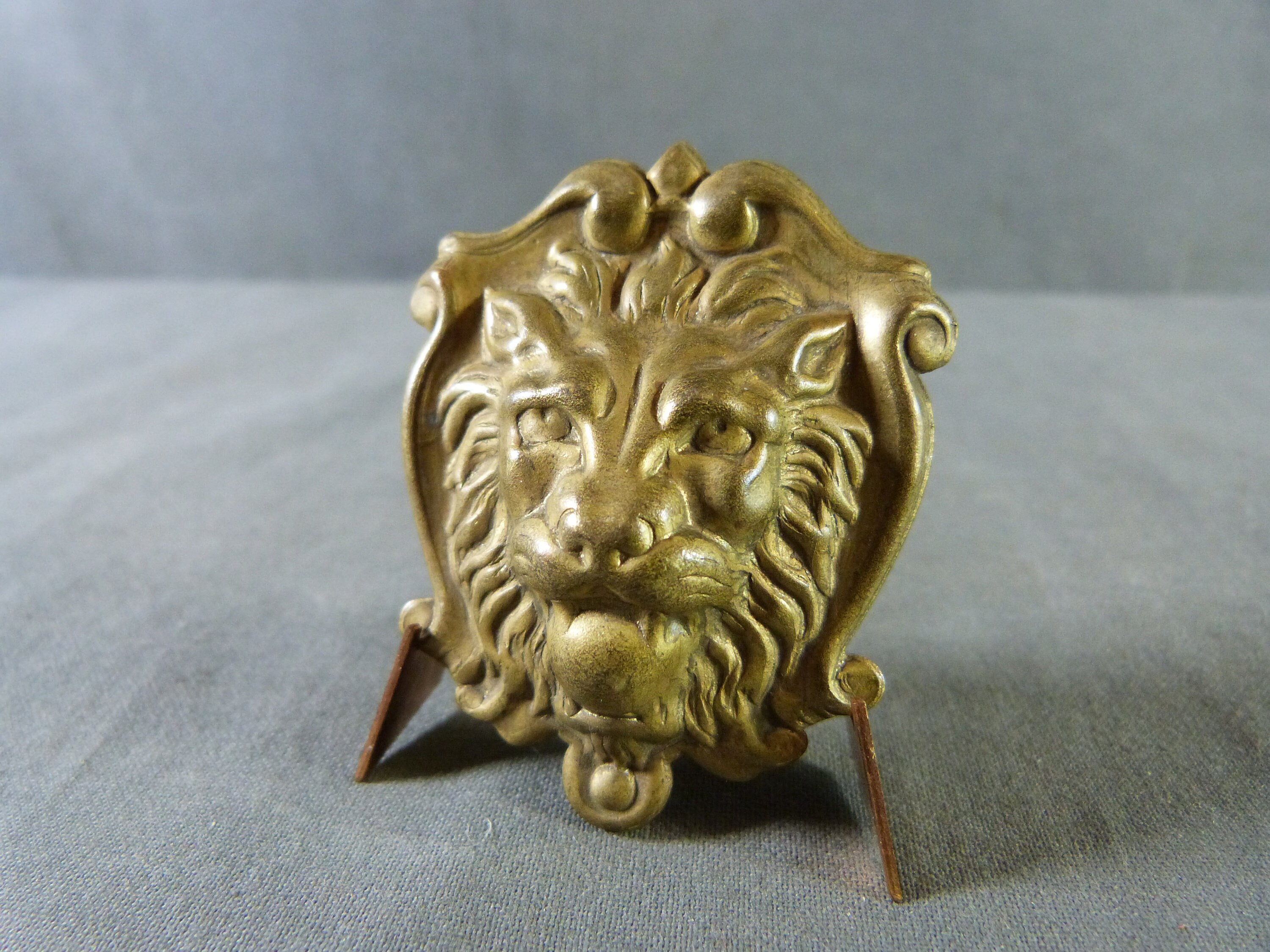 New Bronze Rustic Revival Style Lion Head Pull Handle New Bronze Rustic Revival Style Lion Head Pull Handle