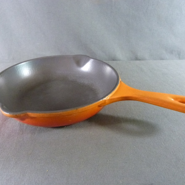 Poêle en fonte émaillée Le Creuset, Poêle à Bec Double Orange #20