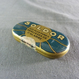 Ancienne boîte publicitaire métallique, Réglisse SOLDOR, Boîte vendue vide !