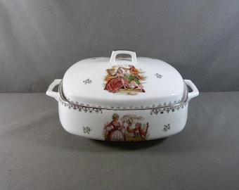 Limoges porcelain vegetable tureen decorated with romantic scenes