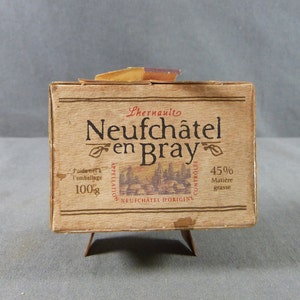 Caja publicitaria antigua, Queso Neufchâtel en Bray Normandía, Cartón