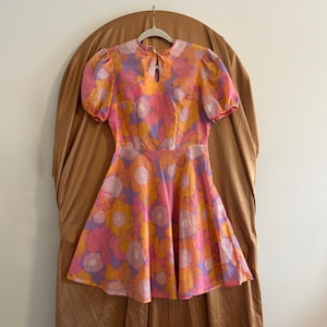 70s Vintage Pink and Orange Retro Babydoll Dress (Imported from Germany) (S)