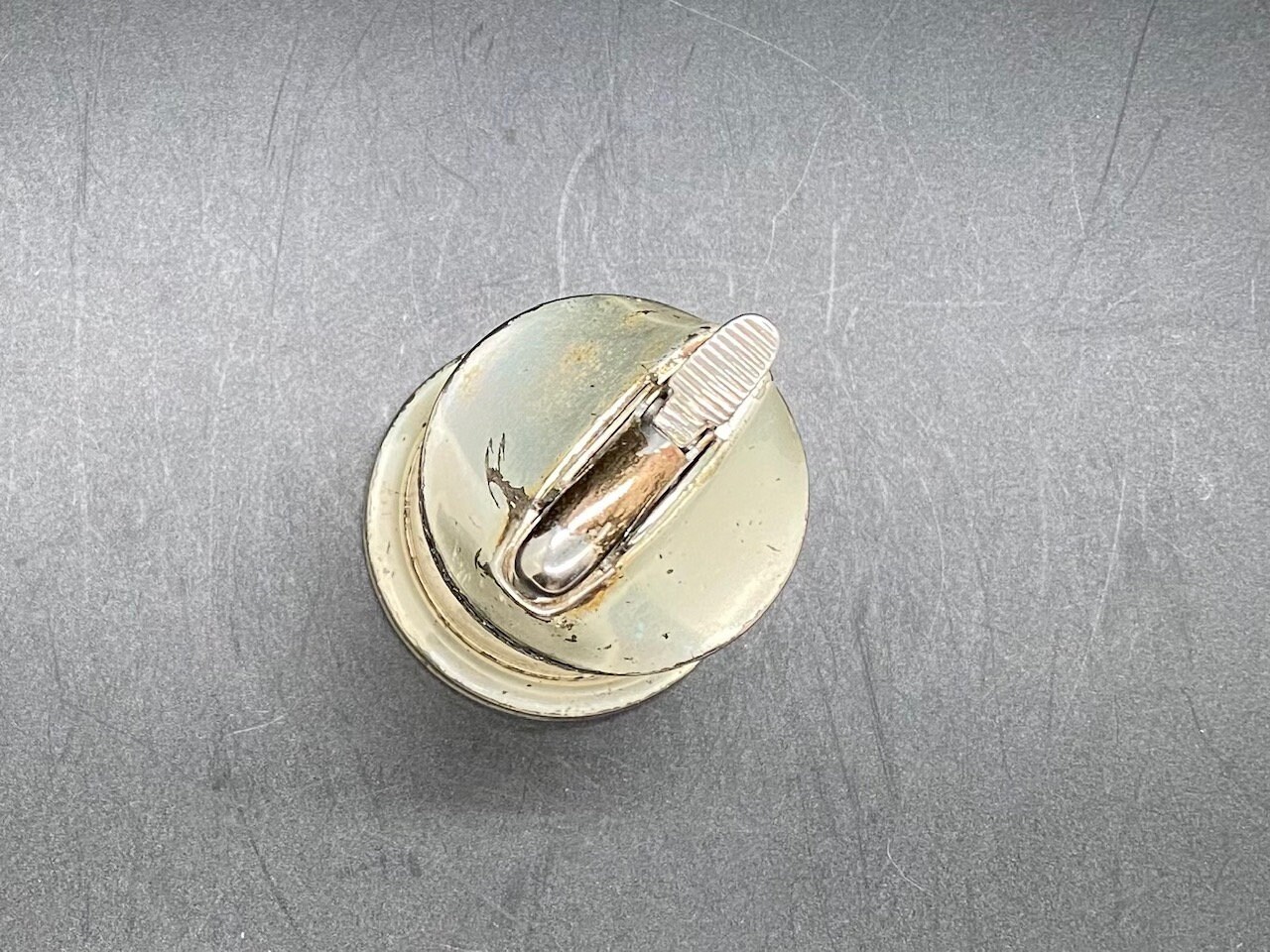 Retro Evans Fuel Baroque Tabletop Lighter - Vintage Chippy