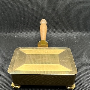 Cigarette Butler