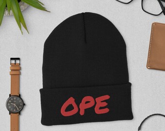 Gorro con puño bordado rojo para los habitantes del Medio Oeste, Michiganders y todas las cosas del Medio Oeste