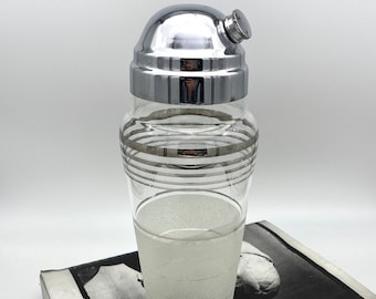 1930s MacBeth Evans Large Frosted Cocktail Shaker with Platinum Bands