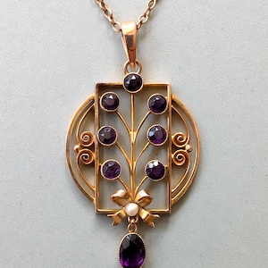 Edwardian 9ct Gold Amethyst Pendant with chain