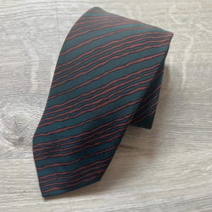 Giorgio Armani Early Vintage Irregular Stripe Lightweight  Silk Tie NeckTie