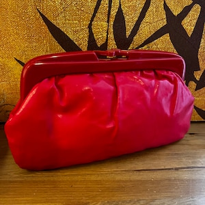 Red Vinyl Vintage Clutch Shoulder Bag