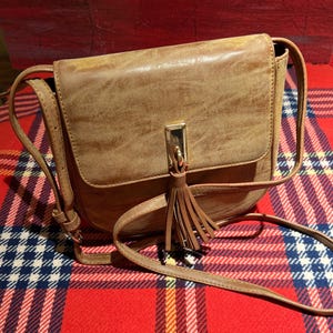 Sac bandoulière en cuir végétalien marron clair