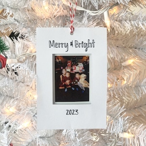 Carte photo Cricut Joy Instax ornement d'arbre Modèle de vacances de Noël modifiable sur l'espace de conception Cricut ou Canva | Fichier SVG [TÉLÉCHARGEMENT IMMÉDIAT]