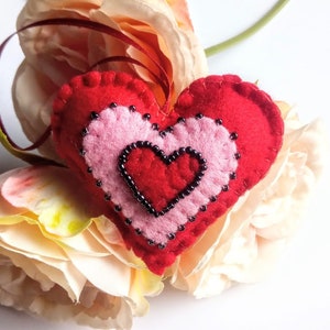 Felt red heart ornament, Valentine&#39;s day decor, Christmas tree decor, Wedding love ornament
