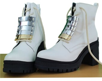 cuono/white/tieboots/xanteshoes/faceup/ankleboots
