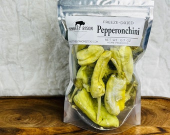 Freeze Dried Pepperonchini - Dried Pepperonchini Peppers - Salty Snack - Freeze Dried Snack - Dried veggies - Emergency Food- Pepper Chips