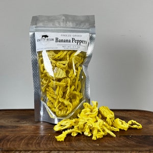 Freeze Dried Banana Peppers - Dried Banana Peppers - Salty Snack - Freeze Dried Snack - Dried veggies - Emergency Food- Banana Pepper Chips