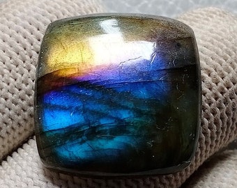 Attractive Multi Rare Flashy Labradorite Cabochon Pendant Jewelry Making Stone Labradorite  Stone 21X21X6 mm 28 Crt Labradorite Stone