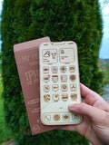 Meu primeiro iPhone de madeira, telefone personalizável de madeira para crianças, brinquedo montessori artesanal para crianças e bebês product logo