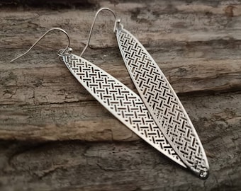 Handmade Maori Dangle Earrings: New Zealand Silver Drop Jewelry