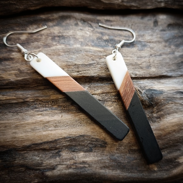 New Zealand Handmade Earrings, Gift for her, New Zealand Maori jewelry, dangle earring, Black, White and Wooden, Christmas present, NZ