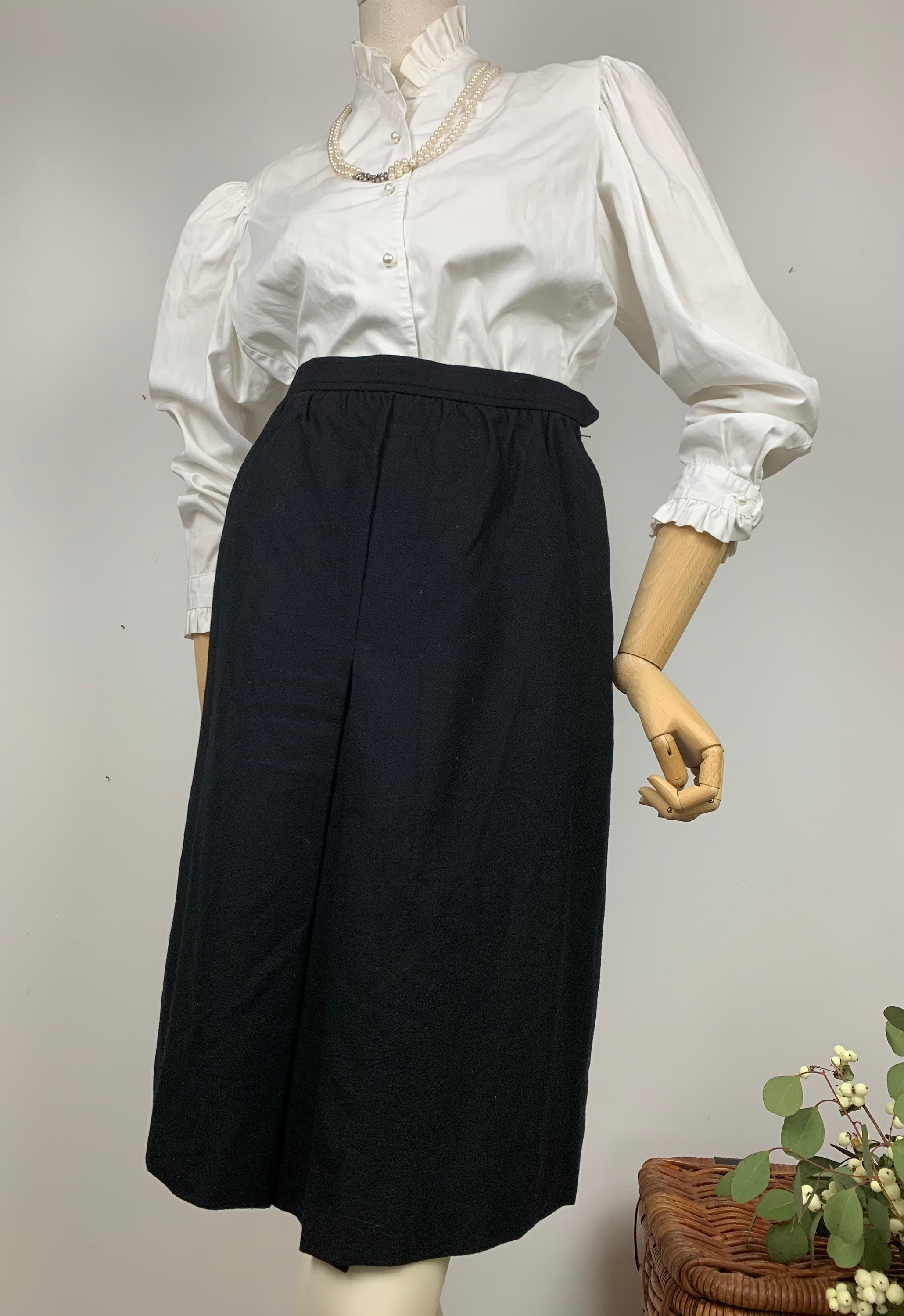 スカート Saint Laurent Wool skirt Saint Laurent 70s Wool Skirt/ Vintage YSL Black Wool Skirt