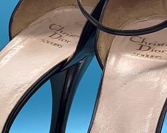 Christian Dior 70s Leather Pumps/ Vintage CD Souliers Heels/ 70s Deigner Shoes