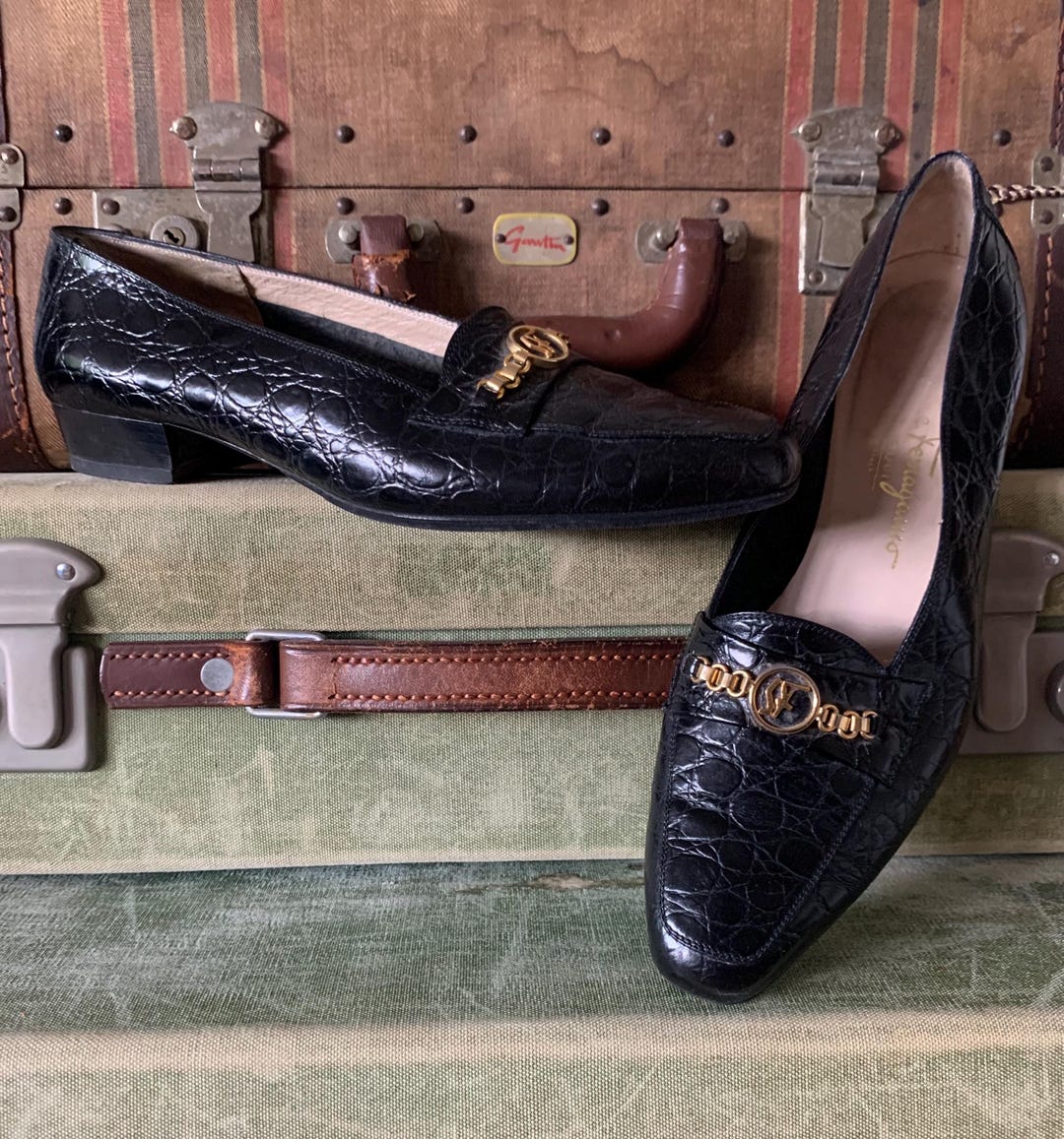 【vintage】Salvatore Ferragamo カシミヤ混チェスター黒 vintage】Salvatore Ferragamo カシミヤ混チェスター黒