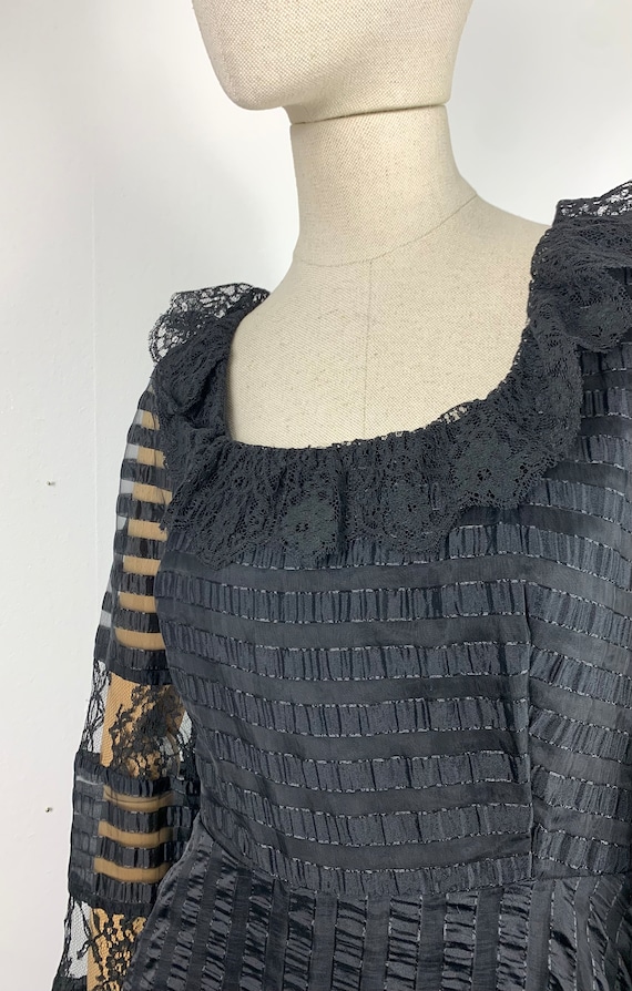 Jean Varon 70s Epic Sleeves Maxi Lace Gown/ Vinta… - image 6