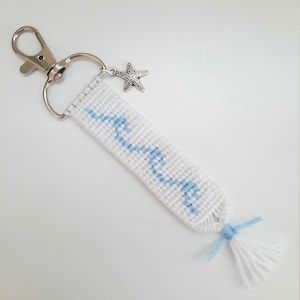 Ocean Wave Keychain with Starfish Charm, Preppy Aesthetic Pura Vida & VSCO Keychain, Trendy Summer Beachy Keychain for School Backpack