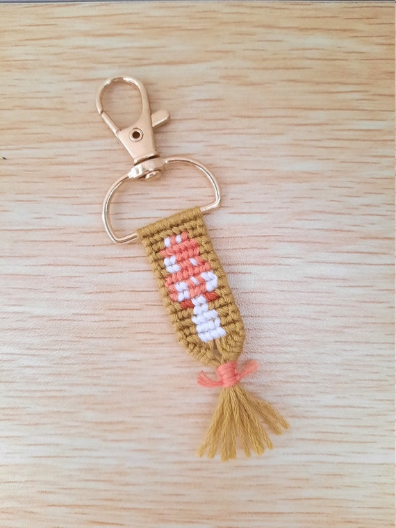 Cottagecore Mushroom Keychain, Trendy Aesthetic Mushroom Knotted Keychain