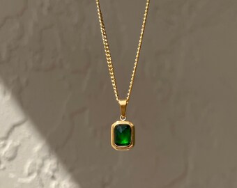 Emerald necklace, 18K pvd gold Waterproof necklace, Tarnish free necklace, trendy gold necklace, imitation stone, beautiful gift for her him