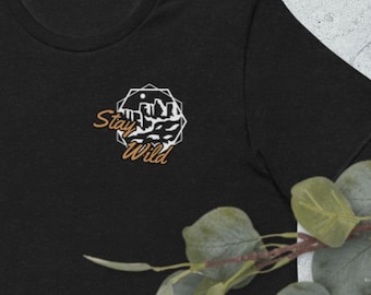 Stay Wild Desert Geometric T-shirt, Country Western Vintage Aesthetic Trendy Flirty T Shirt Cowboy Cowgirl Outdoor Adventure Nature Tee