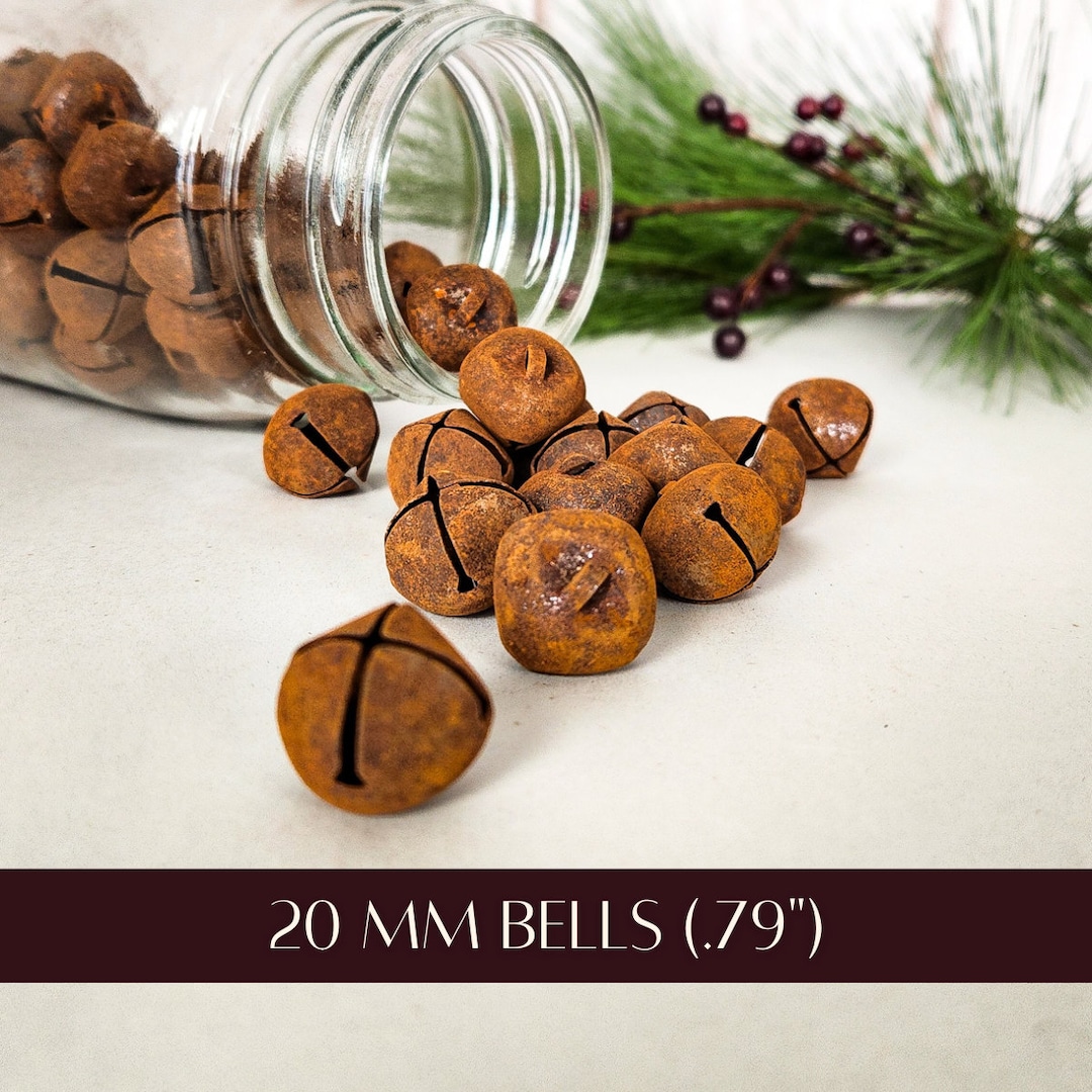AILINDA 1.6 Inch Rusty Metal Star Cutout Jingle Bells, Rusted Jingle Bells With 65ft Jute Twine For DIY Craft Wreath Christmas Tree Hanging Holiday Decoration (30PCS