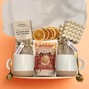 Modern Tea Gift Box for Couples | 2 Mug Set with Tea, Cookies, Dried Orange, Sweets & Gold Spoons | Cozy Gift for Anniversary or Friends