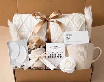 Pamper Hamper Gift Box UK, Self Care Gift for Her with Blanket, Tea & Socks, Cozy Care Package, Birthday, Thinking of You, Thank You Gift
