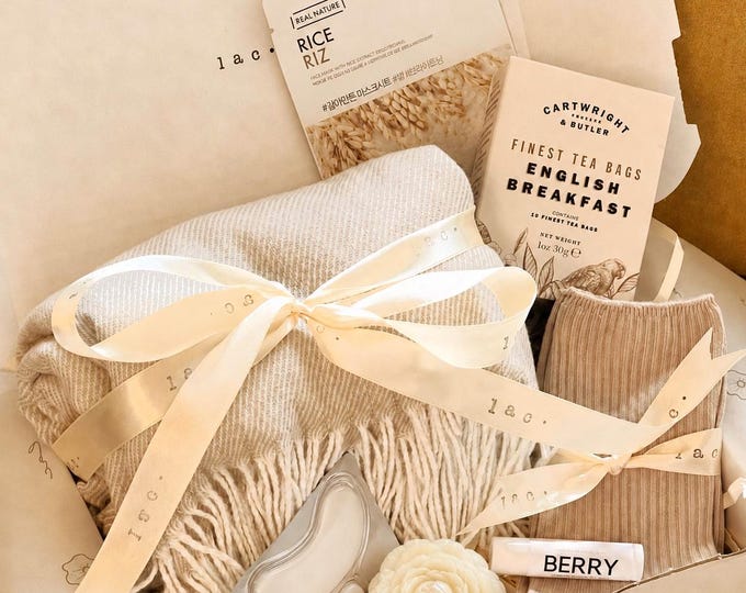 Send a Hug Gift Box for Her UK: Cozy Blanket, Tea, Socks & Self-Care