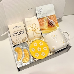 Send a Hug Gift Box Cozy Comfort Care Package for Her Thinking of You Gift Get Well Soon Gift for Colleague Happy Birthday Gift for Friends