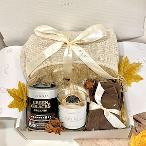 Send a Hug Gift Box Chocolate Cozy Care Package Thinking of You Gift Get Well Soon Gift for Colleague Happy Birthday Gift for Friends Gift